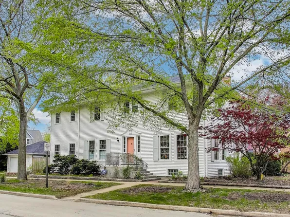 1105 Leonard Pl, Evanston, IL 60201