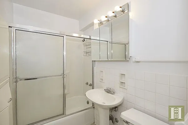 Sold by Halstead Real Estate | media 22