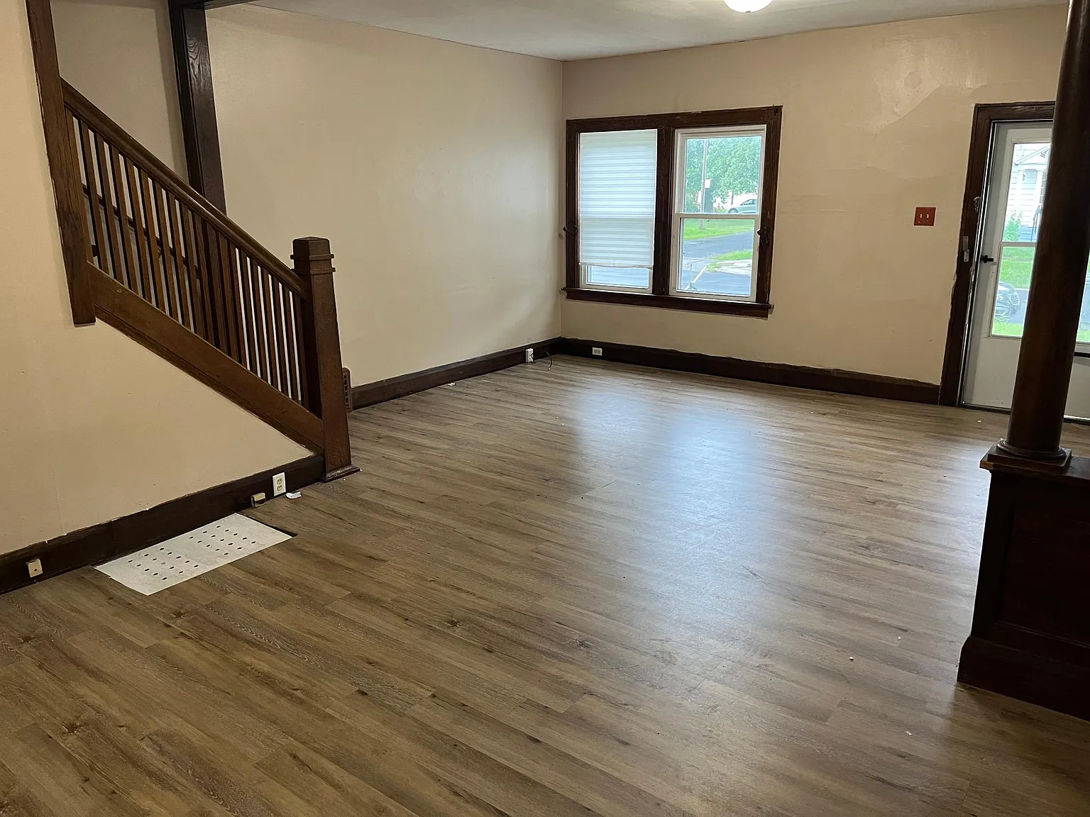 4206 Caroline Ave — Photo 3