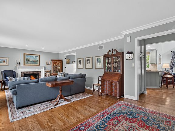 5th image of 10 Tartan Ridge Rd