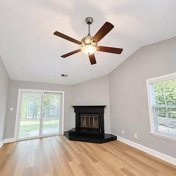 1036 Travelers Trail - 1 — Photo 4