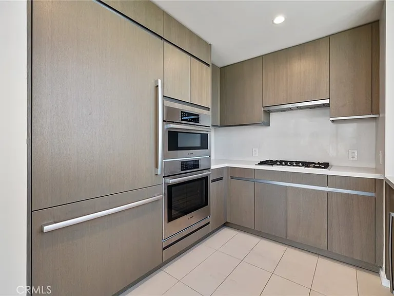 889 Francisco St #2408 — Photo 14