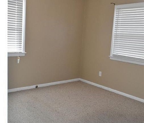 3rd image of 7202 Orcutt Ave