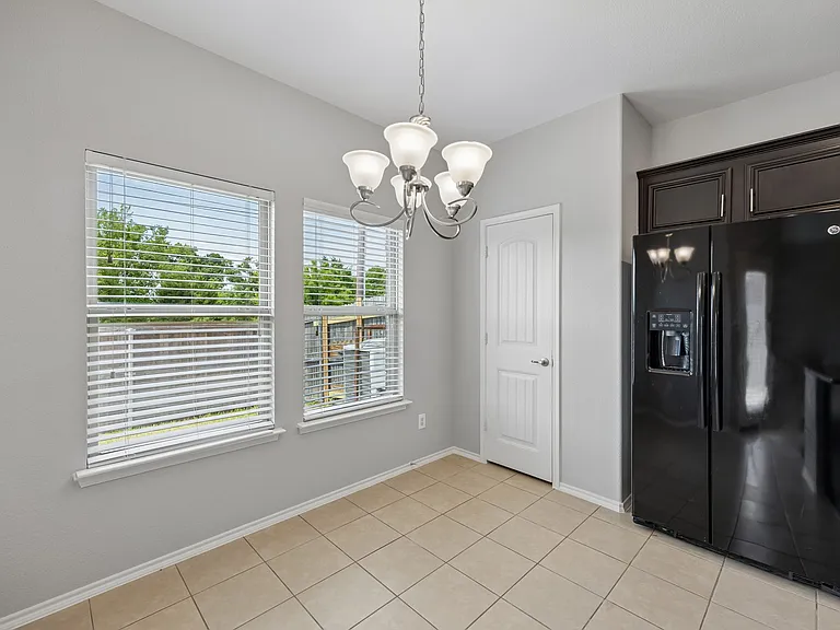 2013 Cranberry Ct — Photo 6
