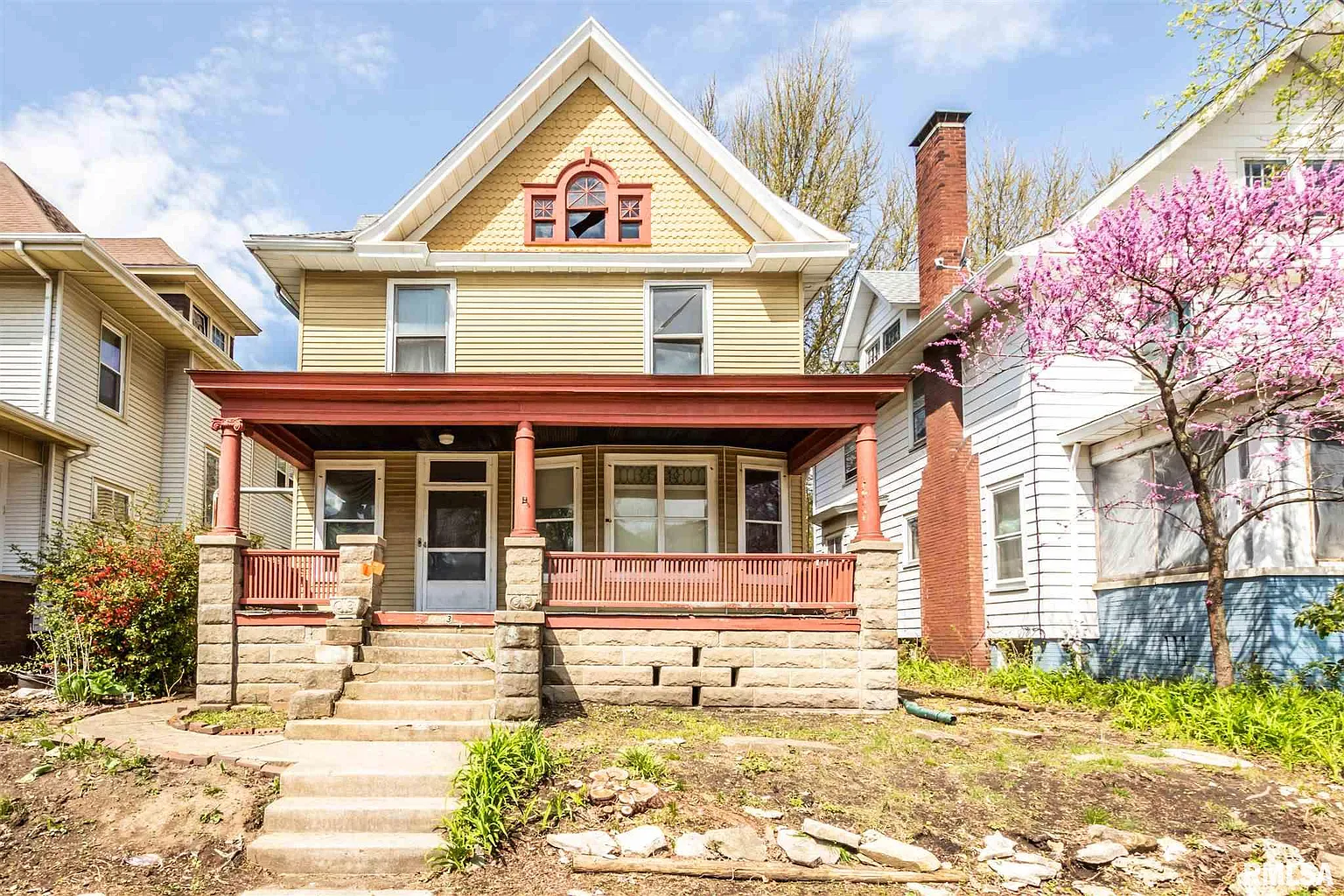 1103 N Maplewood Ave photo 1