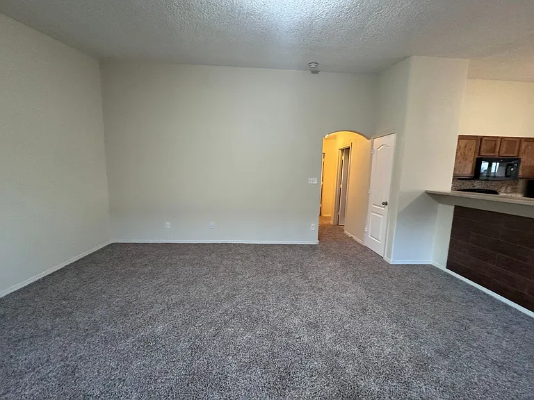 950 Desert Senna Ave SW — Photo 3