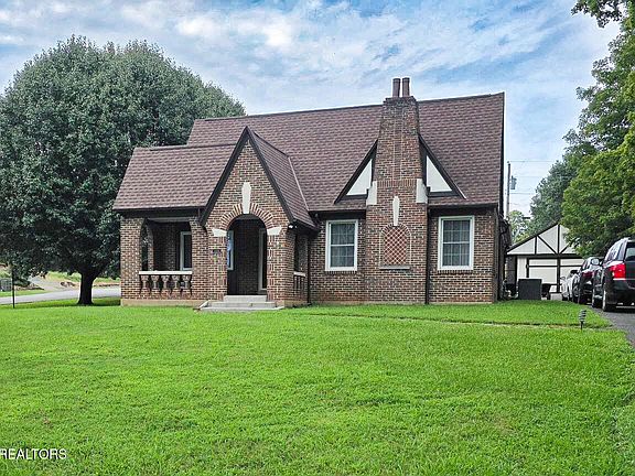 4th image of 308 Clifton Heights Rd