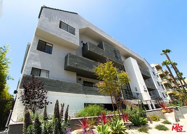 1st image of 1823 Holmby Ave APT 303