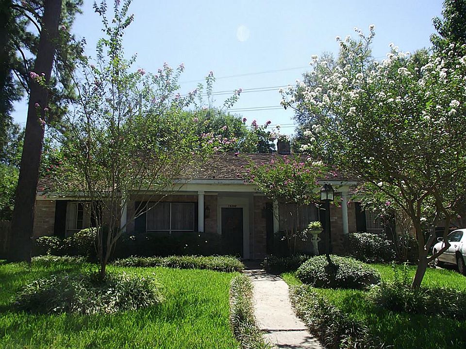 1st image of 19306 Alinawood Ct