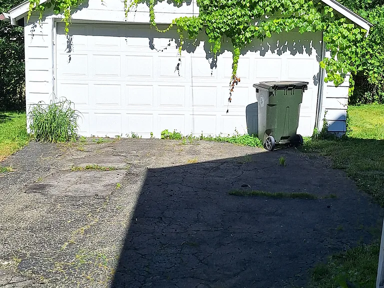 1734 Ogden Ave NW — Photo 19