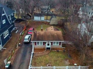 123 Walker Ave N, Wayzata, MN 55391