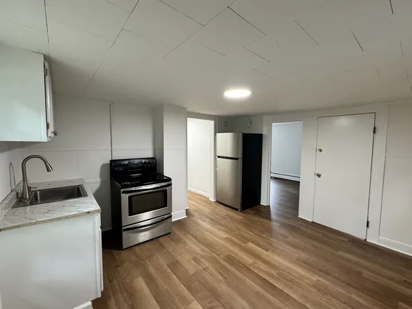 81 Springdale Ave, Meriden, CT