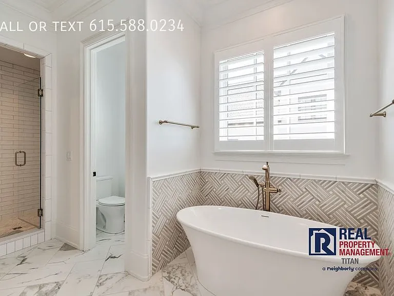 9220 Lehigh Dr — Photo 18