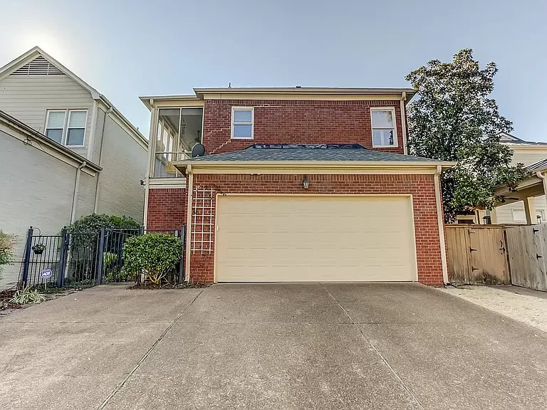 1060 Island Dr — Photo 17