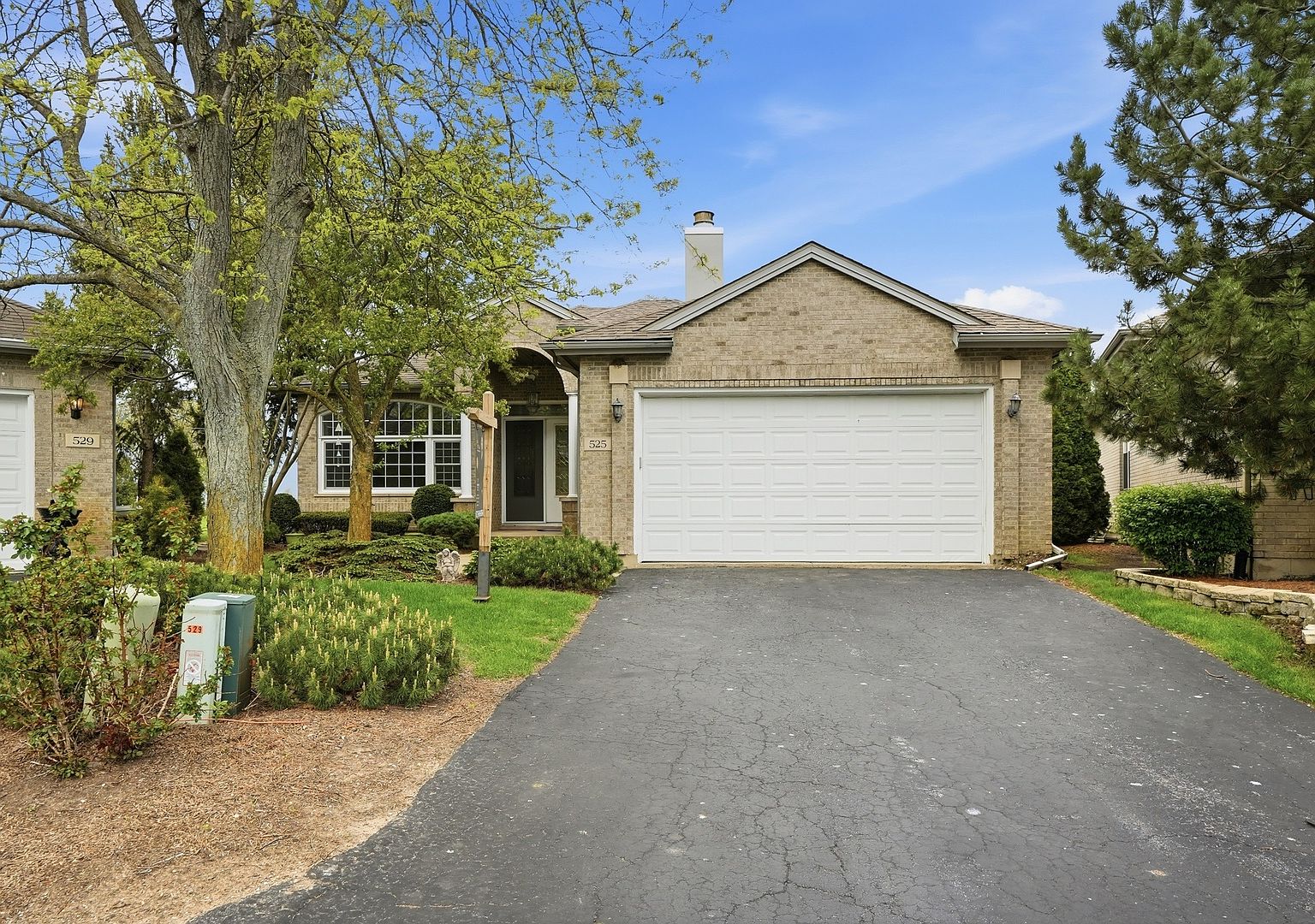 525 Highlington Ct