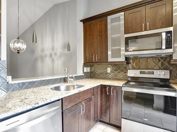 3068 S Oakland Forest Drive #804, Oakland Park, FL 33309