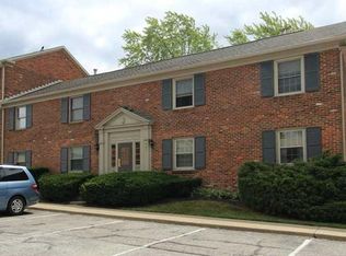 667 Robinwood Dr APT B, Pittsburgh, PA