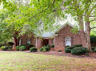 516 S Pond View Dr, Duncan, SC 29334
