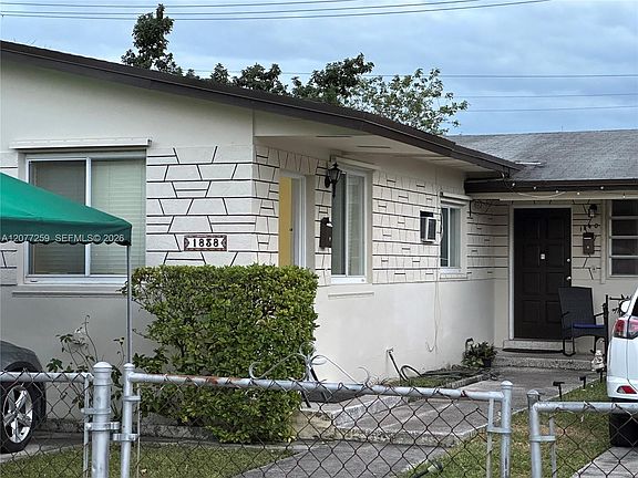 3rd image of 1838 NW 18th St