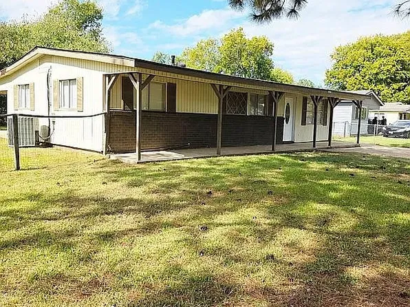 1301 Meadowview Dr, Bossier City, LA 71111