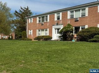 21 Rolling Ridge Rd APT D, Montvale, NJ 07645