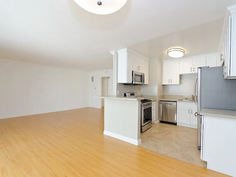 11953 Darlington Ave #8 — Photo 3