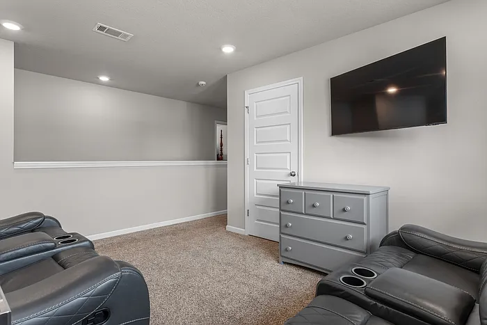 8588 Palmetto Dr — Photo 23