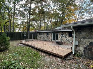 1707 Coronada Dr, Ann Arbor, MI 48103