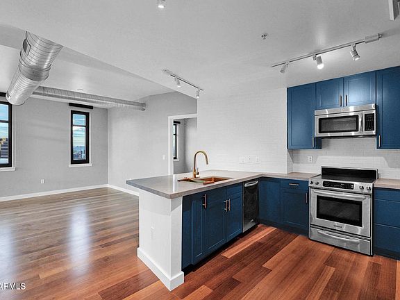 5th image of 310 S 4TH Street #1705