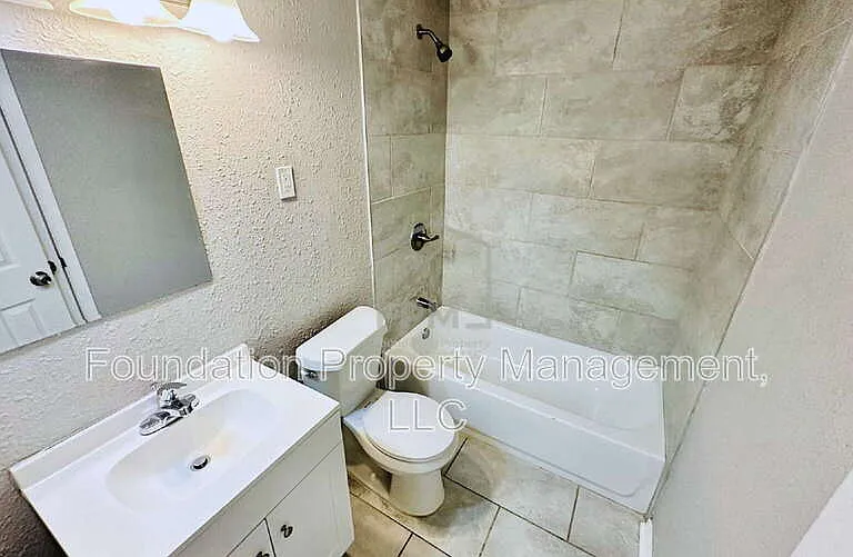 276 W Davant Ave — Photo 9