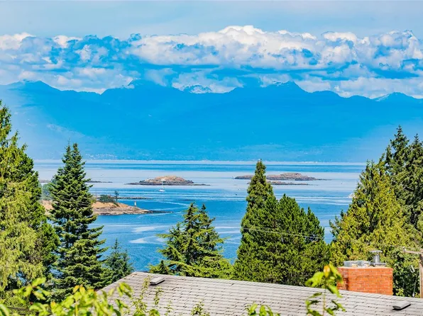 1958 Estevan Rd, Nanaimo, BC V9S 3Z2