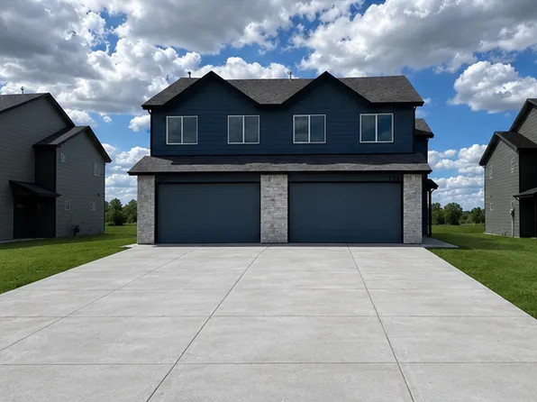 726 E Briarbrook Ln, Valley Center, KS