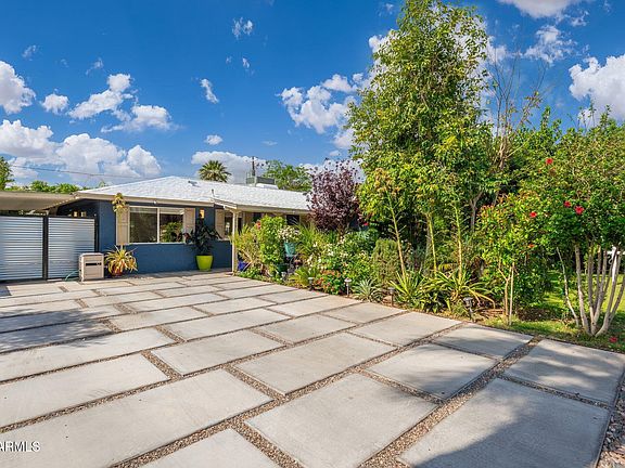 2nd image of 2219 W CATALINA Drive