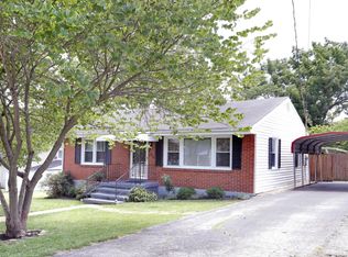 109 S Bloomfield Rd, Winchester, KY 40391