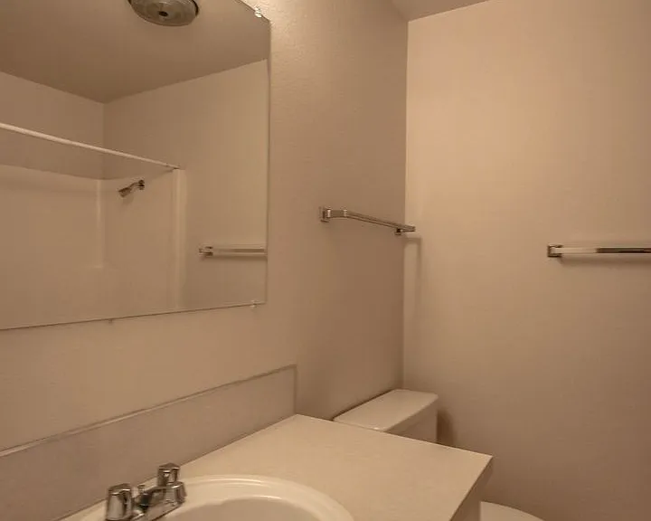 3017 NE Whitman Ave — Photo 11