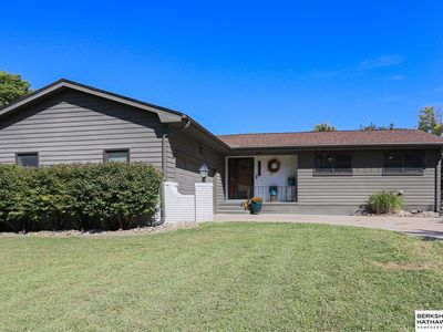 19868 Beverly Manor Ln, Council Bluffs, IA, 51503