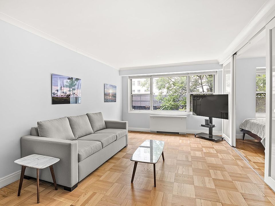 1st image of 150 E 61st St APT 3K