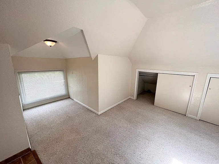 133 N M St — Photo 21