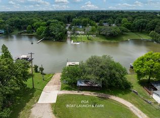 148 Midway Rd, Kemp, TX 75143