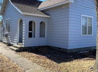 2003 W 4th St, Pittsburg, KS 66762