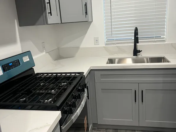 (undisclosed Address), Oxnard, CA 93033