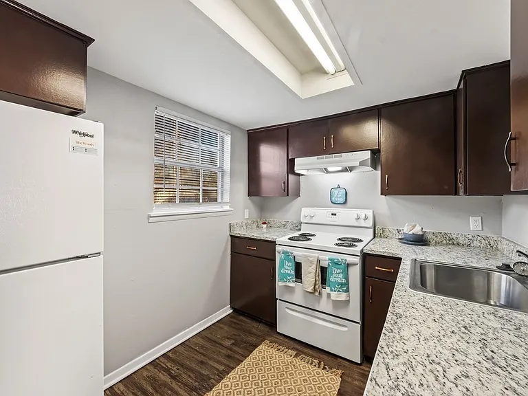 The Woods Apartments — Photo 8