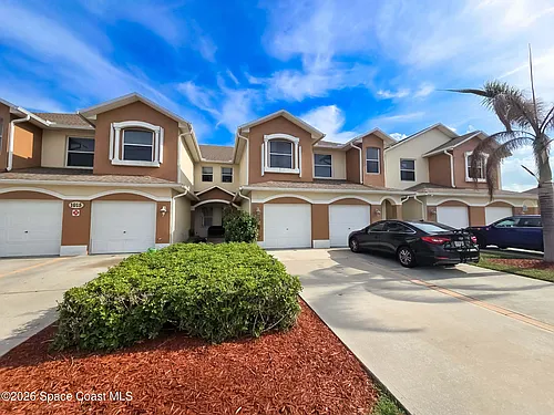 1015 Venetian Dr #104 Photo 1