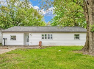 902 N Lincoln Ave, Urbana, IL 61801