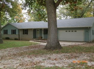 24503 Oak Ridge Ct, Danville, IL 61834