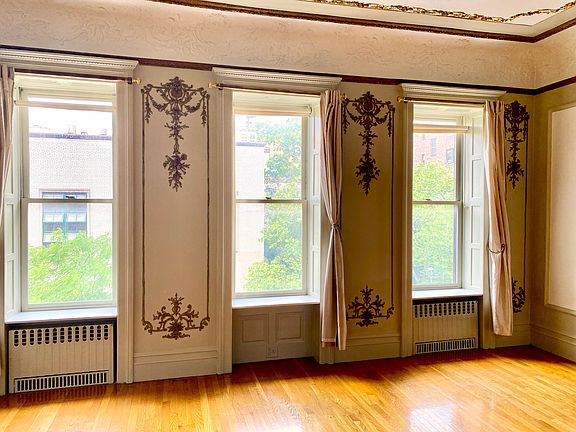 4th image of 142 W 76th St APT 5
