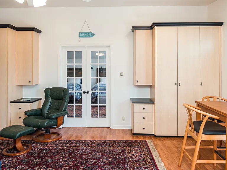 883 Lighthouse Ave #A — Photo 4