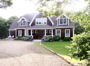 2A Little Pond Rd, Oak Bluffs, MA 02557