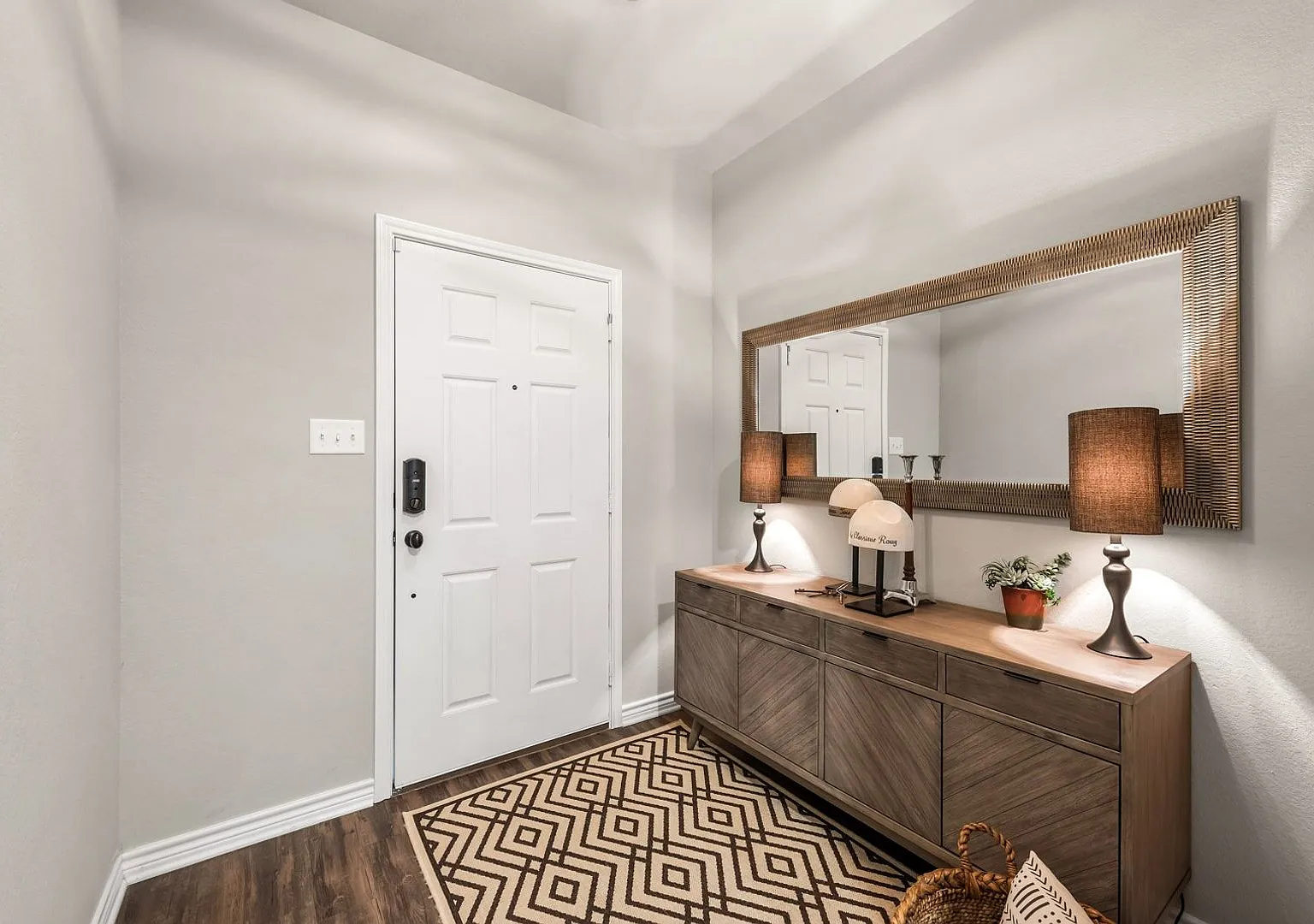 Available August 2026! 4/4.5 Townhomes with Fenced Backyards! — Photo 4