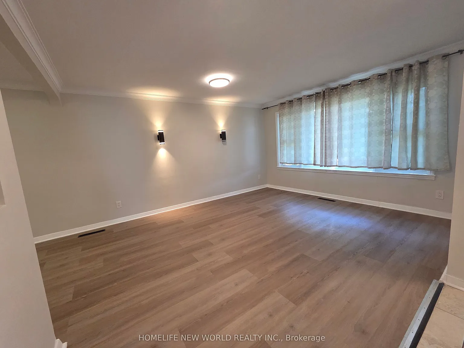 2 bed, $2,850 — Photo 4